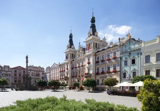 Administrativní pomoc ředitelům v Pardubicích